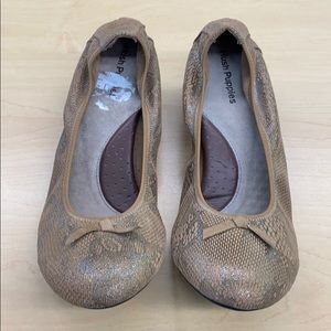 New Hushpuppie Flats Size 11
